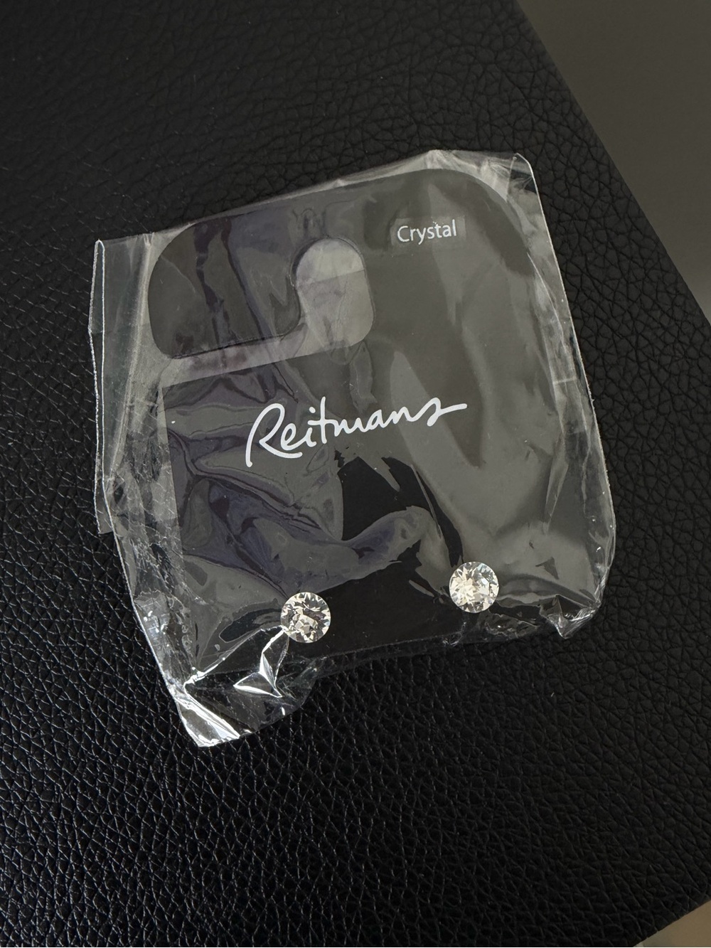 Reitmans Crystal Stud Earrings
